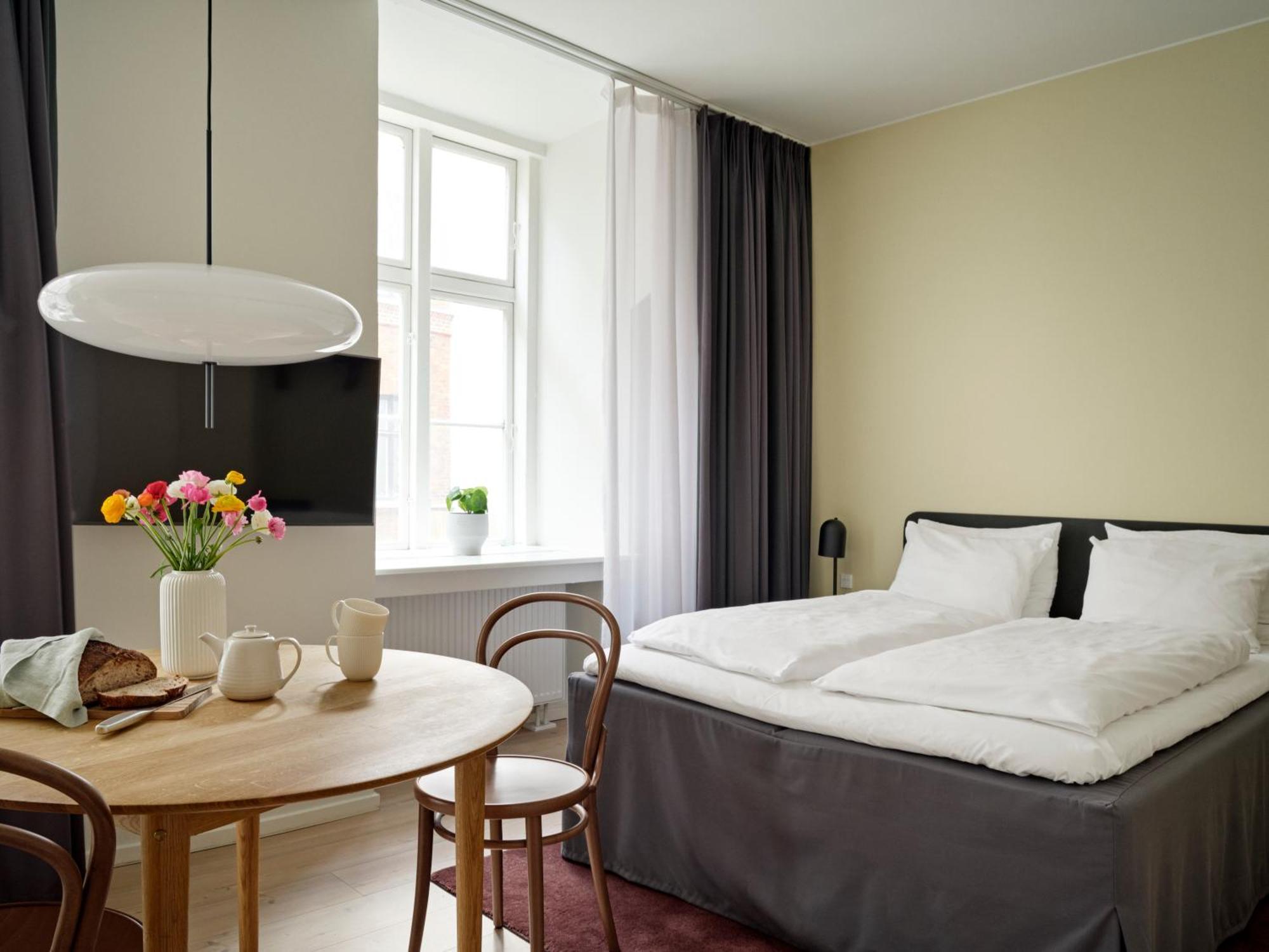 Aperon * København